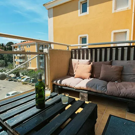 Апартаменты T2 Confort Proche Centre & Plages