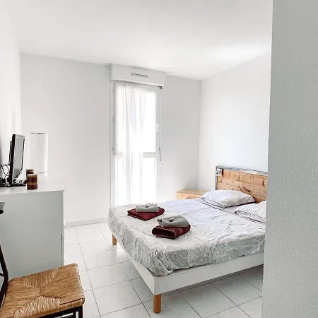 T2 Confort Proche Centre & Plages Апартаменты Йер