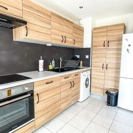 Appartamento T2 Confort Proche Centre Hyères&plages *